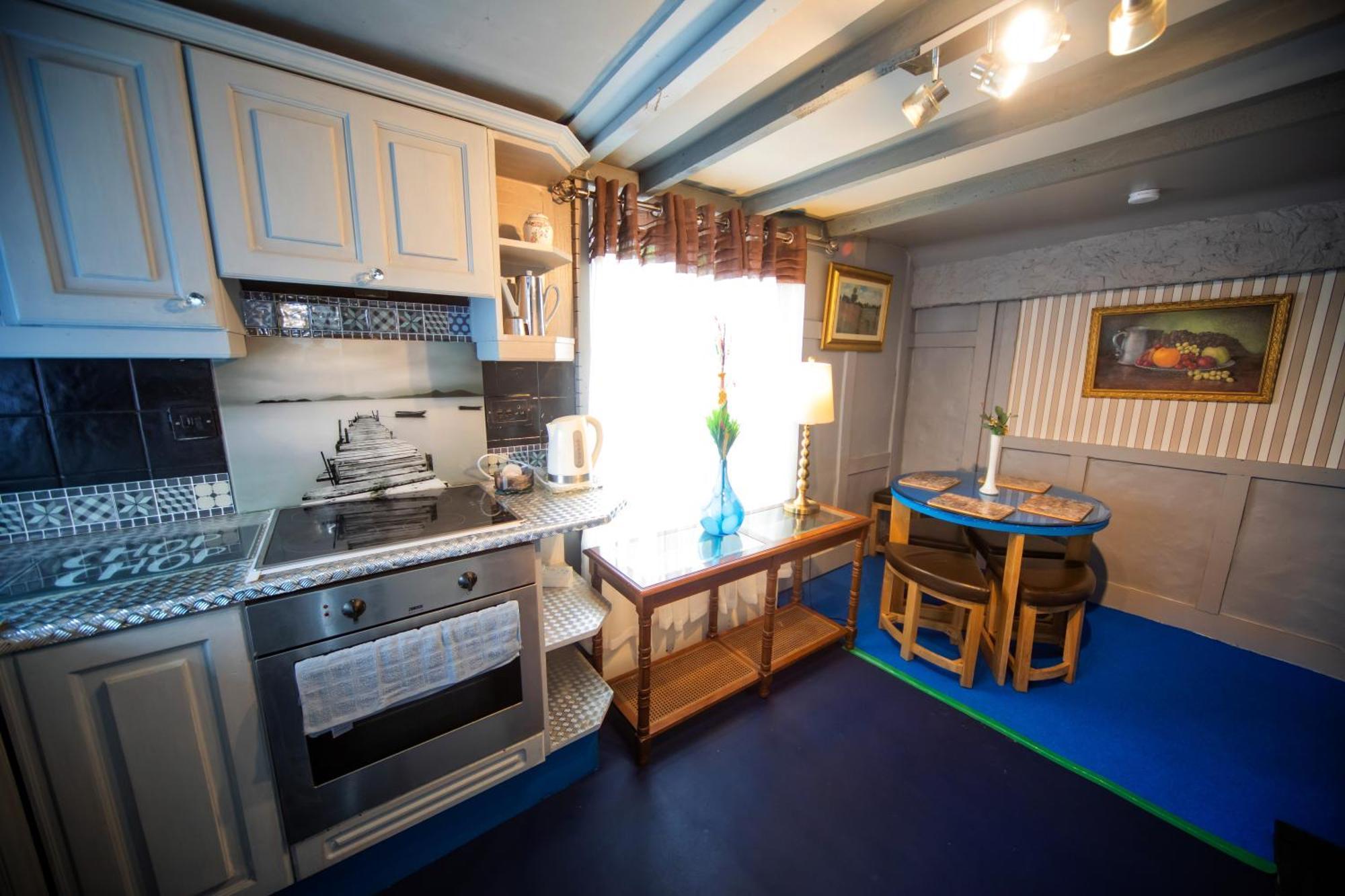 The Secret Garden Apartment Newark-on-Trent  Luaran gambar