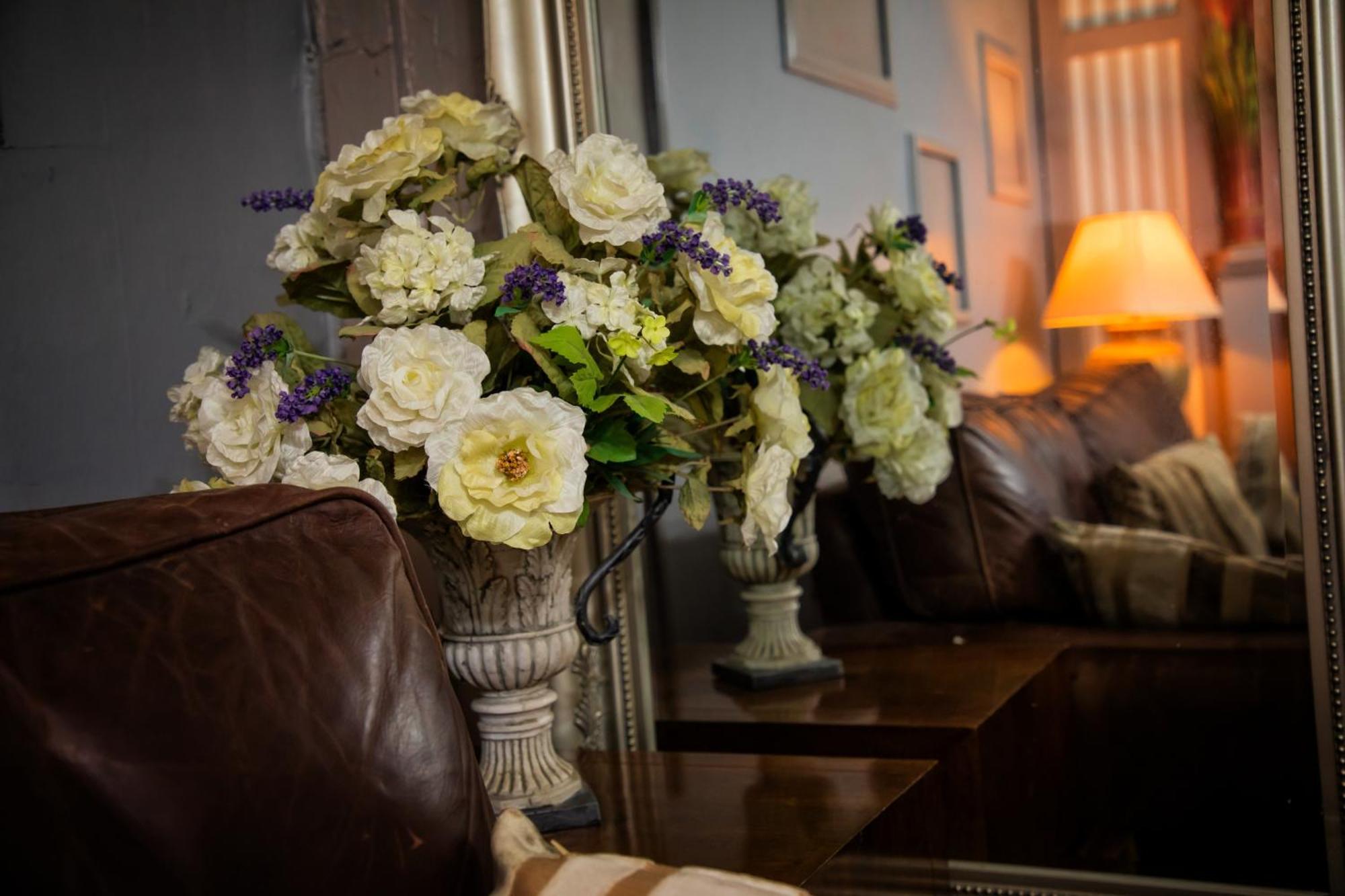 The Secret Garden Apartment Newark-on-Trent  Luaran gambar