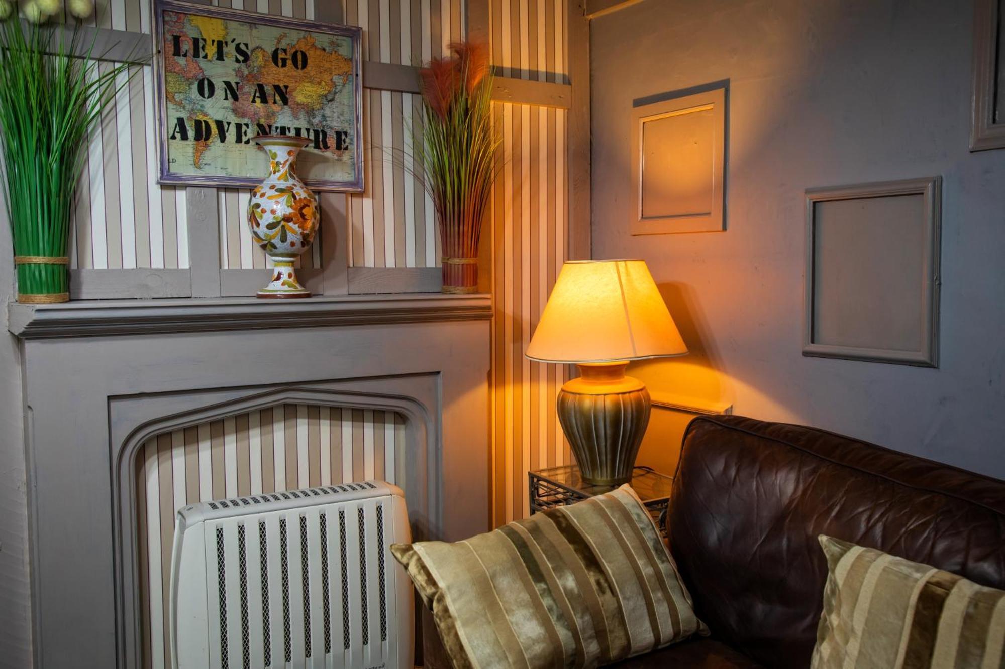 The Secret Garden Apartment Newark-on-Trent  Luaran gambar