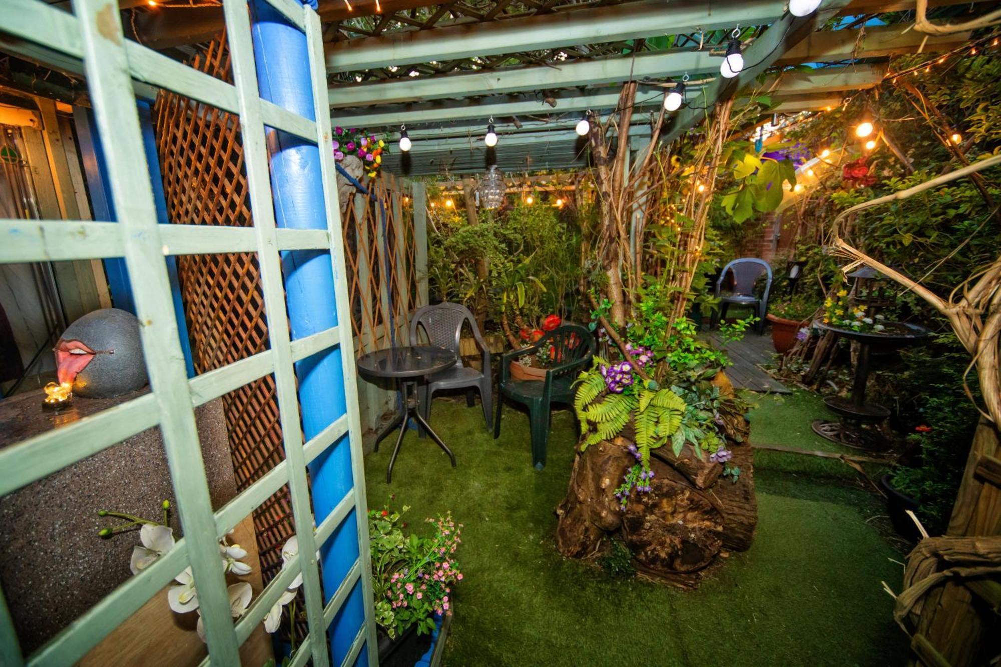 The Secret Garden Apartment Newark-on-Trent  Luaran gambar