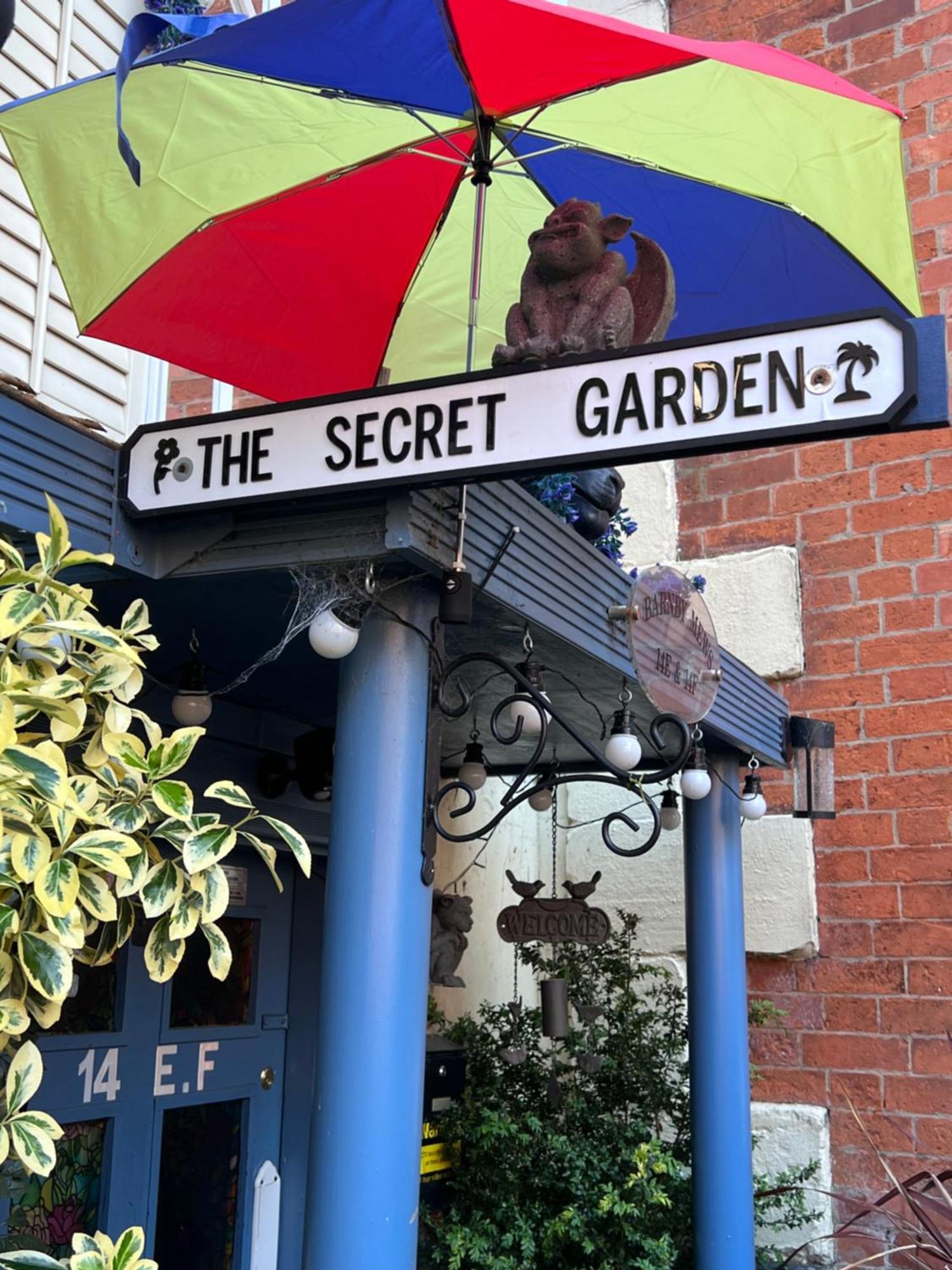 The Secret Garden Apartment Newark-on-Trent  Luaran gambar
